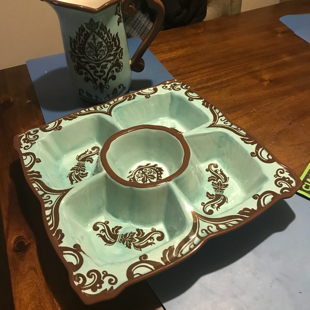 Brown & Blue tray pitcher set
